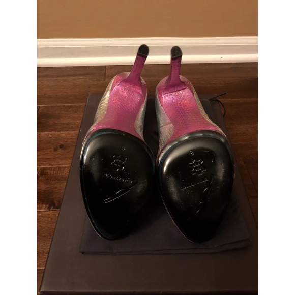 B Brian Atwood Fontanne Platform Pump - Picture 5 of 5